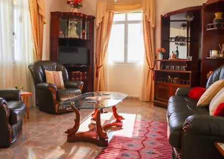 The View House * 蓬他达维托亚