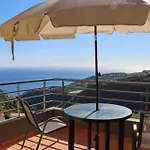 The View House * Ponta do Sol (Madeira)