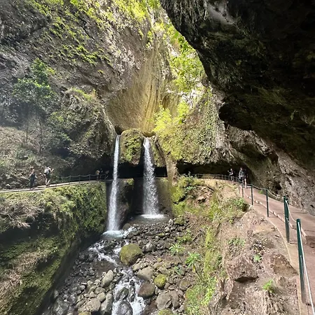 Βίλα The View House