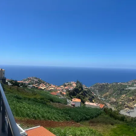 The View House Villa Ponta do Sol (Madeira)